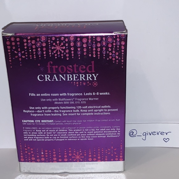 Frosted Cranberry Wallflower Refills 2 Pack - Picture 2 of 5